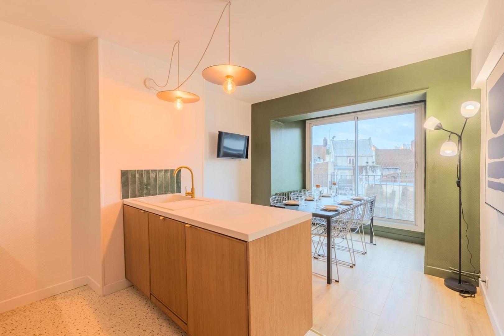 3 Bedroom Apartment On The Grand Place Lille Exterior photo
